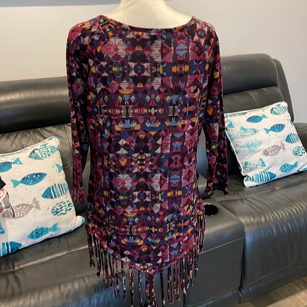 Top - Picture 2 of 4